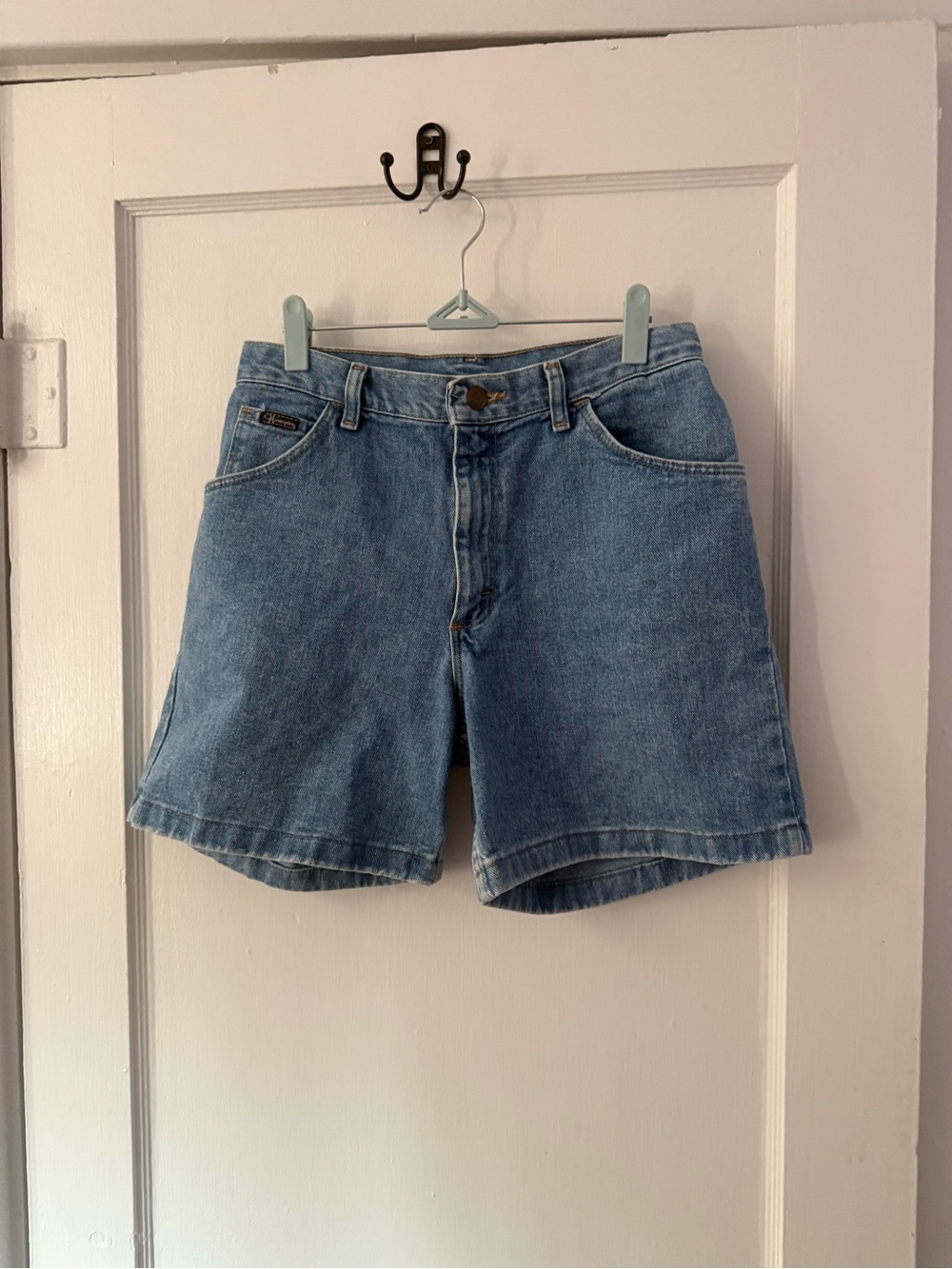 VINTAGE Wrangler Women's Light Blue Denim Shorts